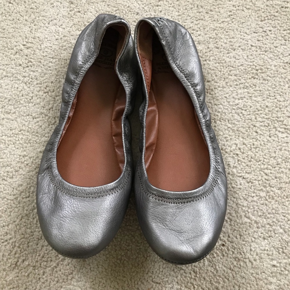 Lucky brand Emmie flats sz 8.5M metallic silv/gold